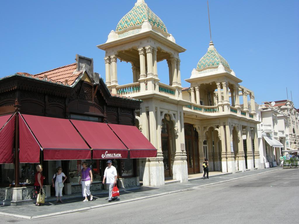 Hotel Bianchi Viareggio Exterior photo