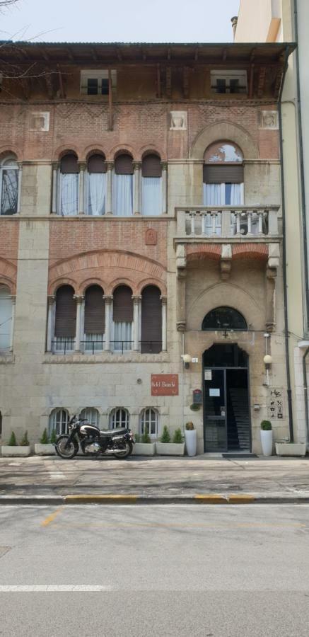 Hotel Bianchi Viareggio Exterior photo